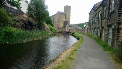 Calderdale - Photo 5