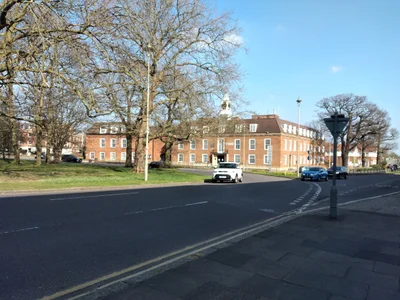 Welwyn Hatfield - Photo 3