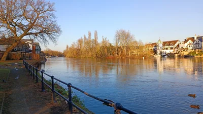 Maidenhead - Photo 4