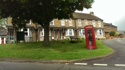 Gravesham - Photo 2