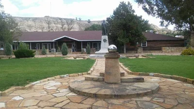 Medora - Photo 5