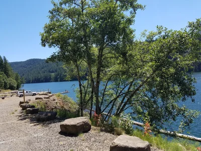 Estacada - Photo 3