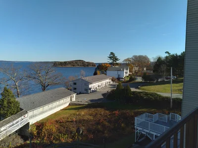 Southwest Harbor - Photo 2
