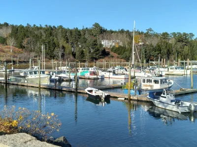 Southwest Harbor - Photo 3
