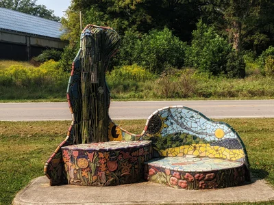 Yellow Springs - Photo 2