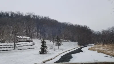 Black Earth - Photo 5
