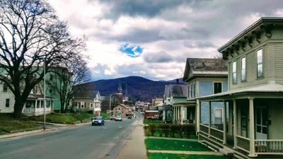 North Adams - Photo 3
