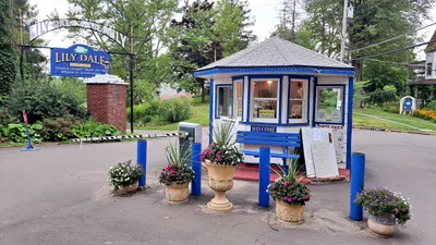 Town of Pomfret - Photo 2