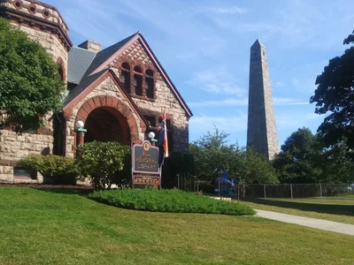 Groton - Photo 2