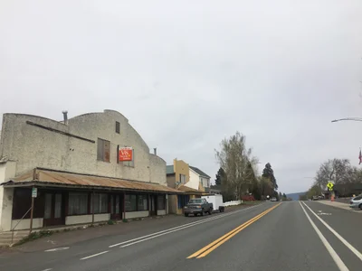 Fall River Mills - Photo 2