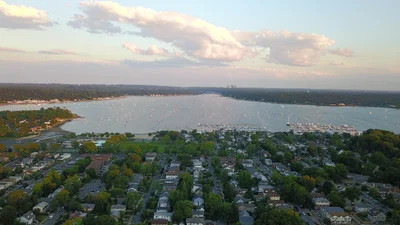 Village of Manorhaven - Photo 2