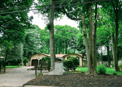 Town of Smithtown - Photo 3