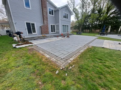 Dix Hills - Photo 2