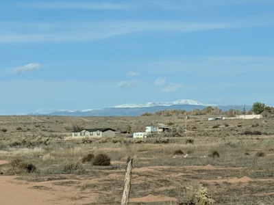 Uintah County - Photo 5