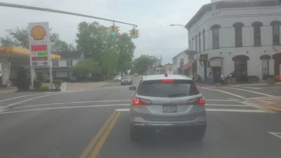 West Liberty - Photo 2