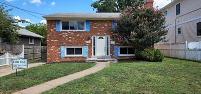 Arlington County - Photo 3