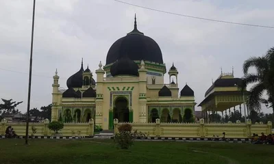 Tanjung Pura - Photo 5