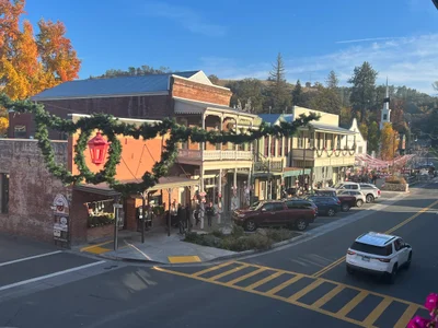 Sutter Creek - Photo 2