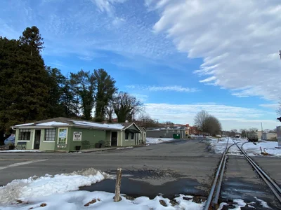 Surry County - Photo 2