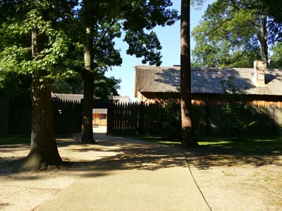 Jamestown - Photo 2