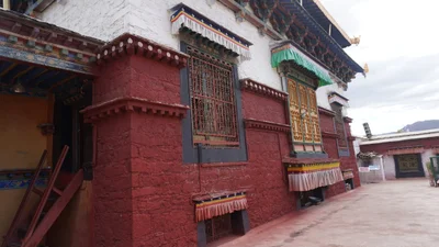 Nedong County - Photo 3
