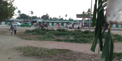 Ukunda - Photo 2