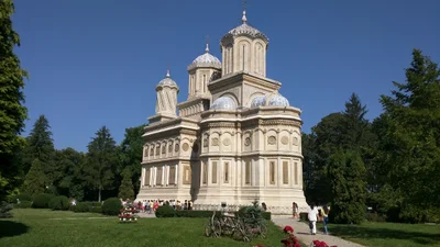 Curtea de Arges - Photo 5