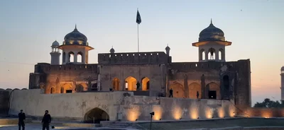Lahore - Photo 2