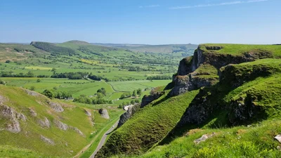Peak District National Park - Photo 4