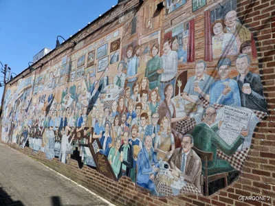 Huntington - Photo 2