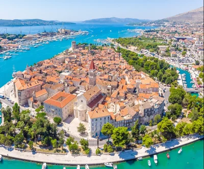 Trogir - Photo 2