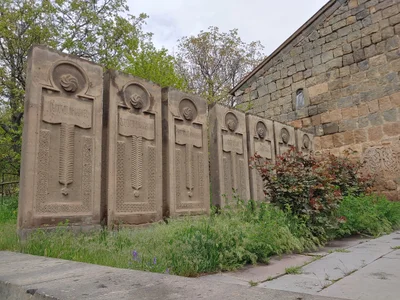 Yeghegnadzor - Photo 2