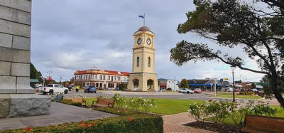 Feilding - Photo 3