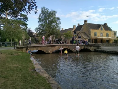 Cotswolds - Photo 5
