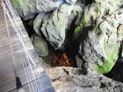 The Caves - Photo 2