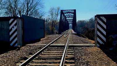 Valley Park - Photo 2
