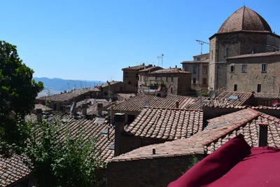 Volterra - Photo 2