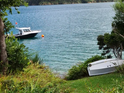 Endeavour Inlet - Photo 2