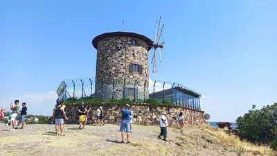 Ayvalik - Photo 2