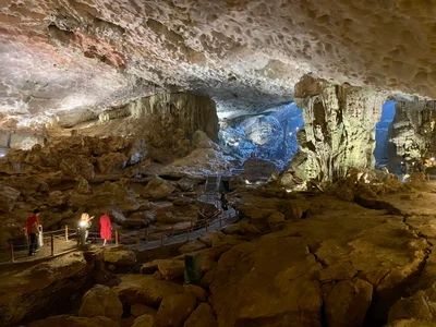 Halong Bay - Photo 4
