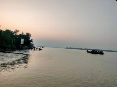 Pakhiralay - Photo 2