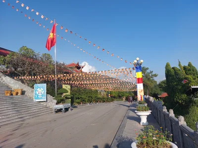 Uông Bí - Photo 2