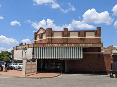 Junee - Photo 3