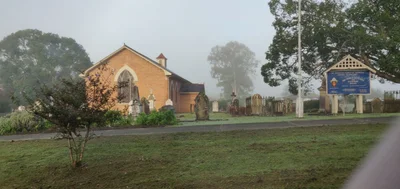 Stroud - Photo 4