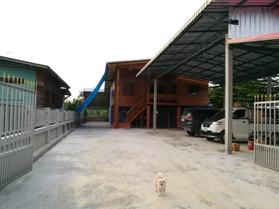 Sawankhalok - Photo 4