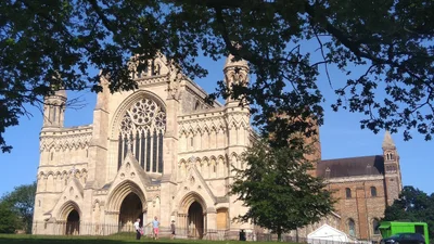 Hertfordshire - Photo 4