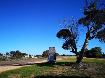 Smoky Bay - Photo 4