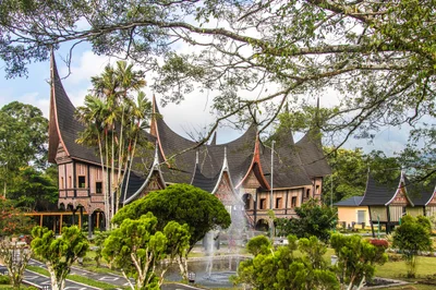 West Sumatra - Photo 2