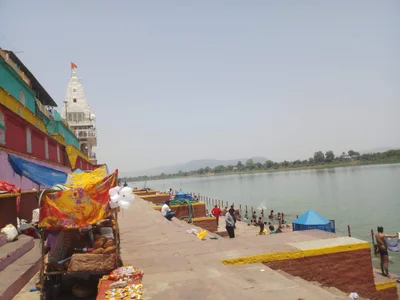Hoshangabad - Photo 2