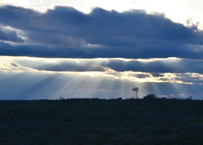Comstock - Photo 3